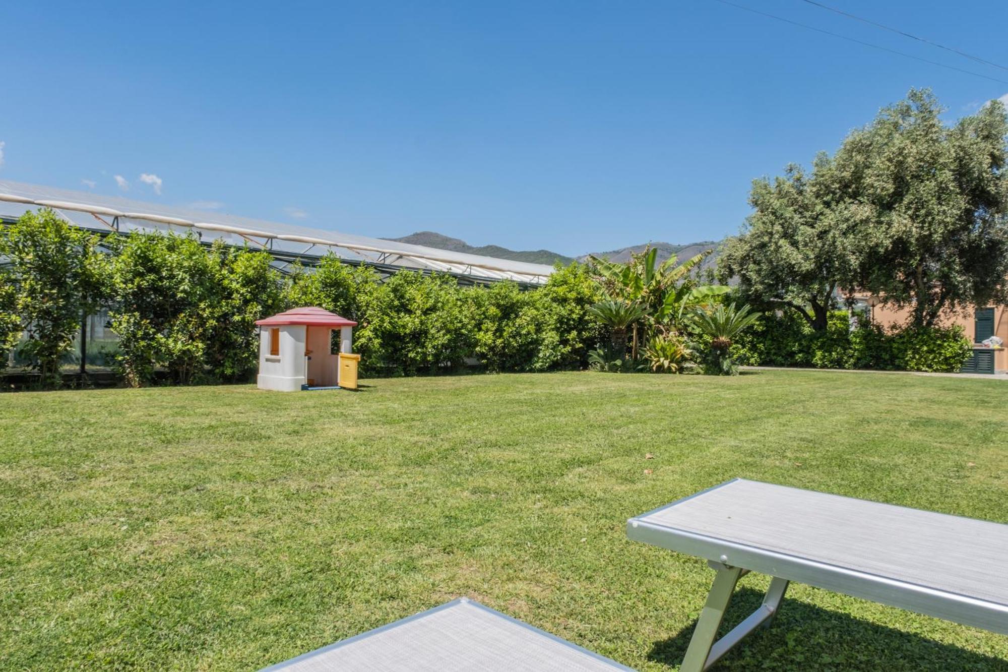 Agriturismo Giorgi Appartamenti In Riviera Ligure Albenga Eksteriør bilde